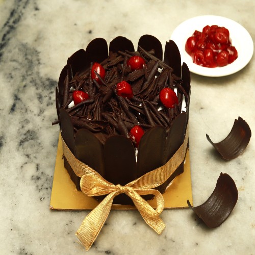 Black Forest Deluxe Cake